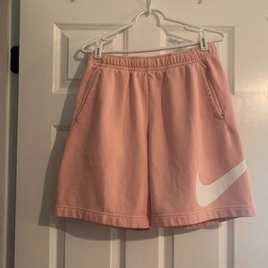 Nike Men’s Club Fleece Graphic Shorts
